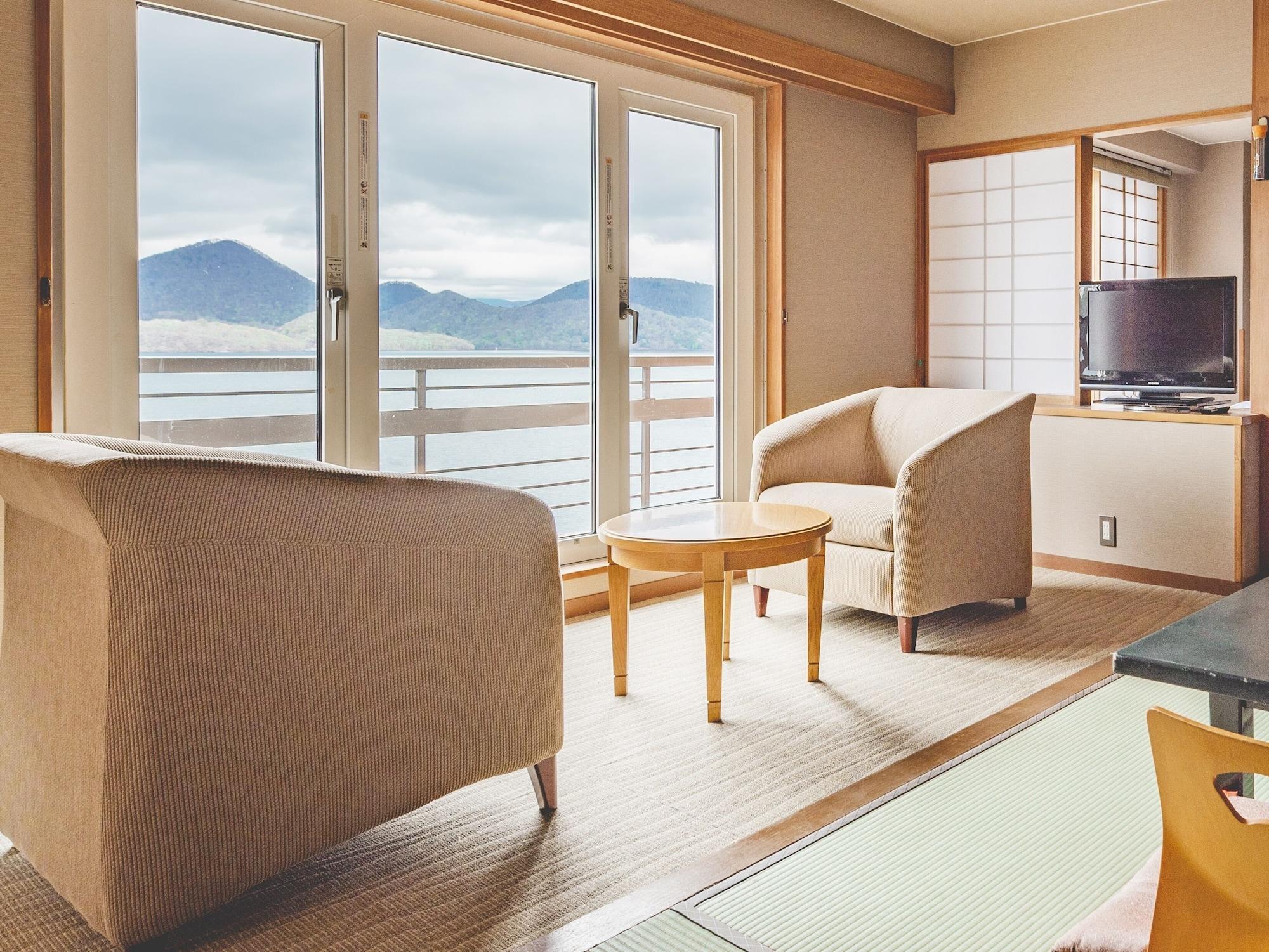 Toyako Manseikaku Hotel Lakeside Terrace Exterior foto