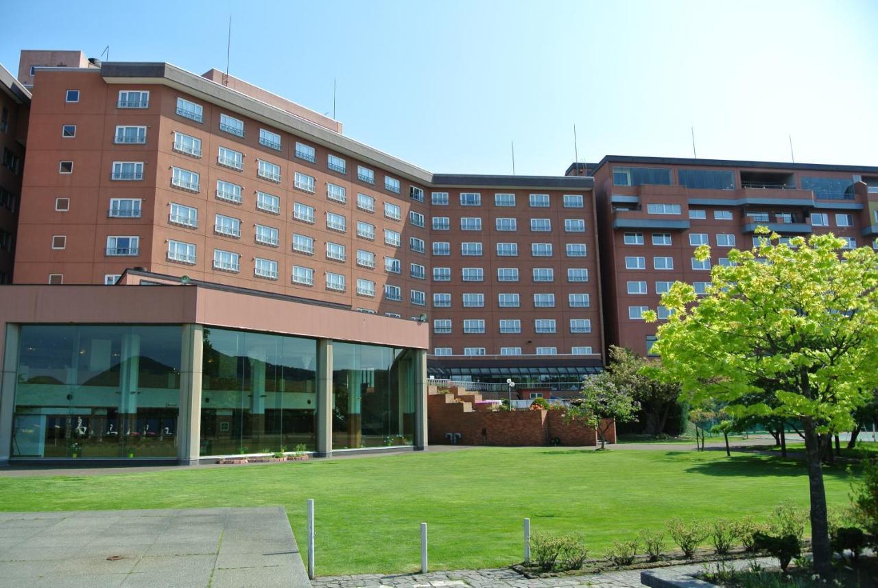 Toyako Manseikaku Hotel Lakeside Terrace Exterior foto