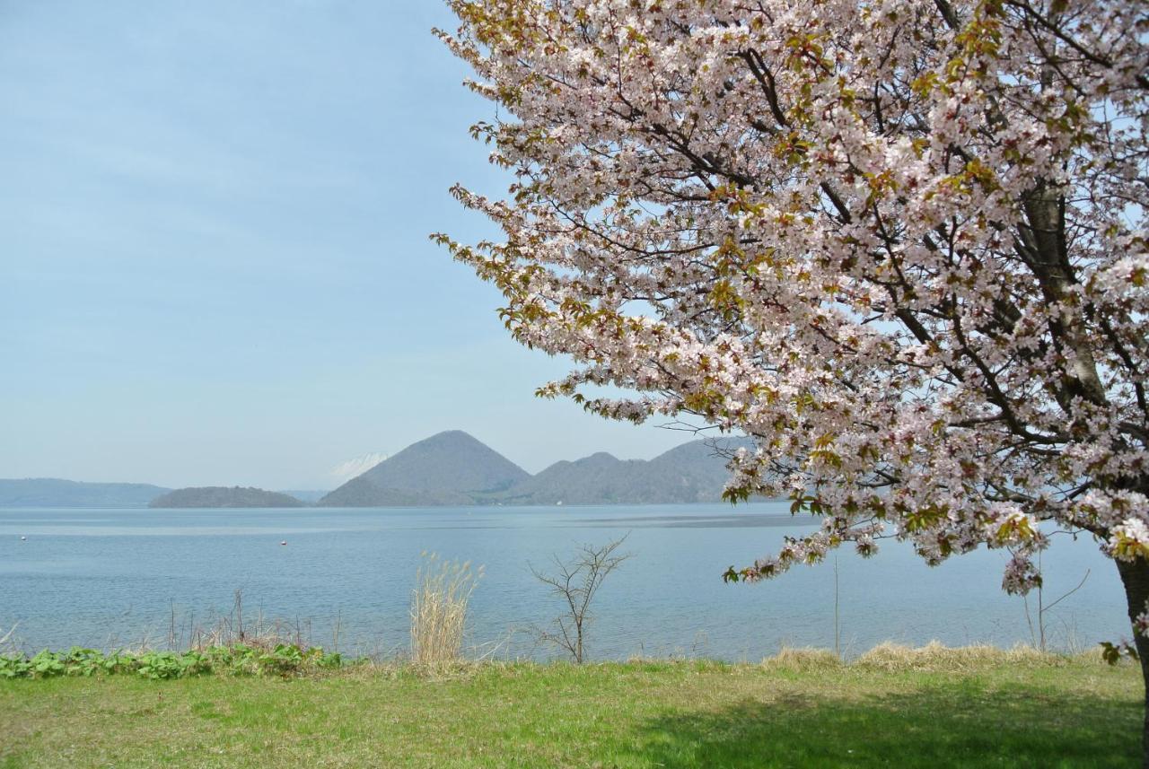 Toyako Manseikaku Hotel Lakeside Terrace Exterior foto